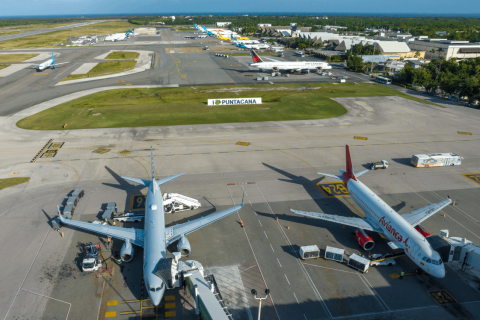 Aeropuerto de Punta Cana (PUJ) alcanza un nuevo r&eacute;cord hist&oacute;rico con 896 vuelos semanales y consolida su liderazgo en la regi&oacute;n